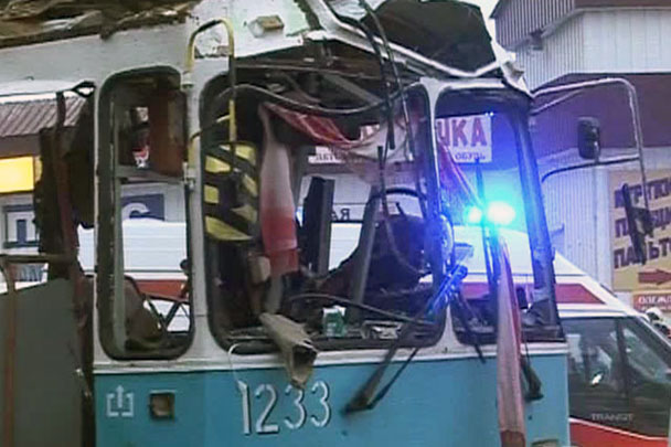 Взрыв произошел на следующий день после теракта на железнодорожном вокзале в Волгограде, который унес 17 жизней, еще более 40 человек были ранены