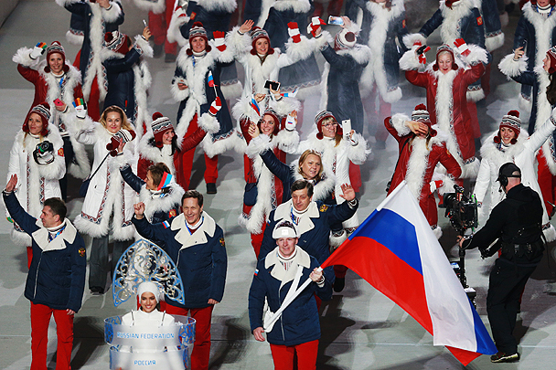 Цветовая раскраска сборной России содержит цвета национального флага: красный, синий и белый