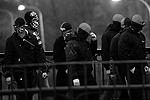 Радикально настроенные граждане обычно скрывают свое лицо&#160;(фото: JACEK TURCZYK//EPA/ТАСС)