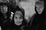 Мать Бориса Немцова Дина Эйдман (в центре) во время церемонии прощания со своим сыном&#160;(фото: Владимир Астапкович/РИА "Новости")