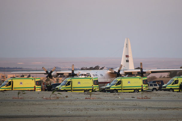 К месту крушения были отправлены более 40 автомобилей скорой помощи