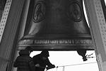Траурный колокольный звон длился долее получаса&#160;(фото: Сергей Коньков/ТАСС)