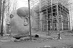 Памятник установлен в провинции Хэнань, которая в наибольшей степени пострадала во время организованного Мао Большого скачка – экономической политики с 1958 по 1960 год. Ее целью было укрепление индустриальной базы. В результате этого социального эксперимента от голода погибли 20–40 миллионов человек&#160;(фото: Reuters)