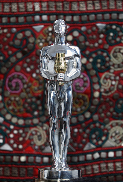 Организаторы якутской акции по созданию «народного Оскара» для американского актера Леонардо Ди Каприо собрали почти 1,5 кг серебра и золота у активистов и отлили статуэтку. Награду планируют передать актеру через его фонд по охране дикой природы
