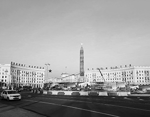 Площадь Победы в Минске проходит «капитальный ремонт» – и это строительное начинание неожиданно получило политический подтекст