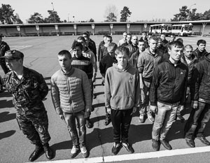 На Украине вернулись к идее отменить массовый призыв на военную службу и сделать армию полностью профессиональной