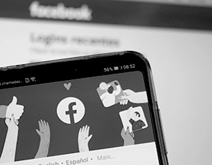 Иски к Facebook и другим зарубежным интернет-сервисам могут стать привычной практикой в России