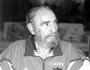 Внезапно появившийся после затянувшегося молчания кубинский лидер Фидель Кастро обратился к миру с сенсационным заявлением