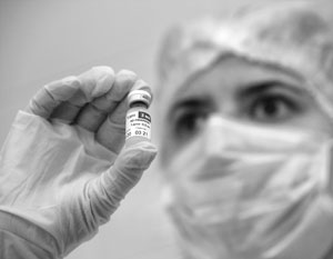 Гам-КОВИД-Вак под брендом «Спутник V» стала первой в мире зарегистрированной вакциной от коронавируса