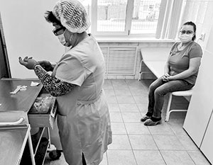 Первая вакцинация от коронавируса. Поселок Переяславка, район имени Лазо, Хабаровский край