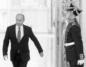 Владимир Путин весь день был погружен в праздничную атмосферу Дня народного единства 