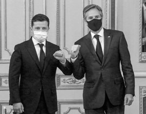 Зеленский получил от Блинкена заверения в солидарности, но не более того