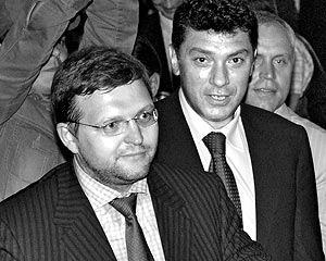 После сокрушительного поражения на думских выборах 2003-го партия «Союз правых сил» в течение четырех лет пыталась оправиться и вернуться на политическую авансцену