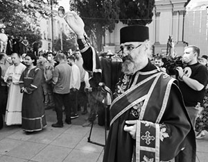 Грузин уговаривают подарить душу дьяволу