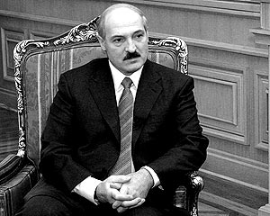 Лукашенко укрепляет КГБ