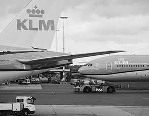Нидерландская KLM одной из первых отменила рейсы на Украину из-за «русского вторжения»