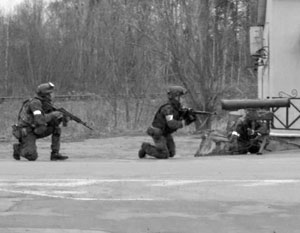 24 февраля. Российский спецназ на окраине аэропорта Антонов