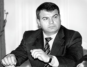 Министр обороны Анатолий Сердюков 