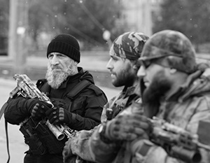 Чеченские бойцы наводят страх на украинских националистов