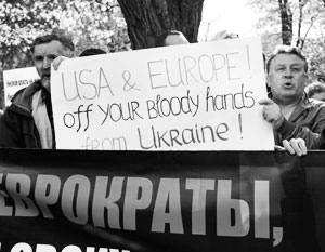Протесты русских жителей Латвии могут привести даже к лишению гражданства