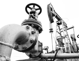 США установили относительно высокую предельную цену на российскую нефть