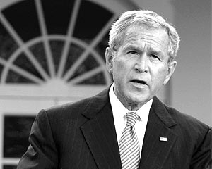 Джордж Буш предупредил, что получение Ираном ядерного оружия может привести к третьей мировой войне
