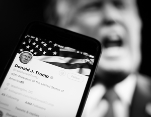 Владелец компании Twitter Маск восстановил страницу 45-го президента США Трампа в социальной сети