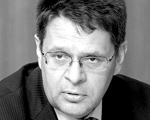 В пятницу премьер-министр Виктор Зубков освободил Андрея Малышева от должности заместителя руководителя Росатома