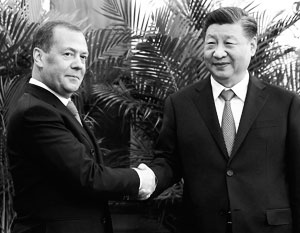 Встреча Медведева и Си подтвердила высокий уровень отношений РФ и Китая