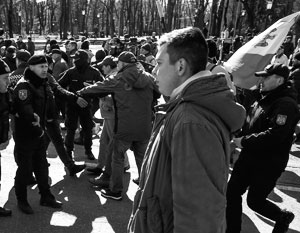 Полиция в Молдавии ведет себя с каждым днем все более агрессивно