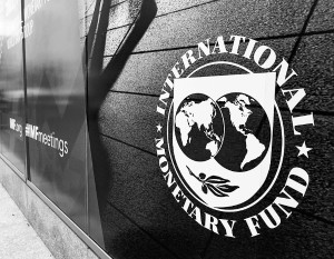 Международный валютный фонд спасает украинский бюджет