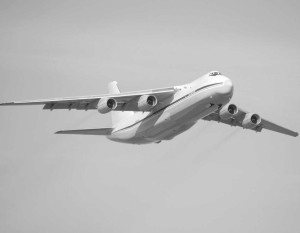 Канада арестовала и решила передать Украине российский Ан-124 «Руслан»