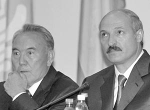 Белорусский «батька» Александр Лукашенко и глава Казахстана Нурсултан Назарбаев.