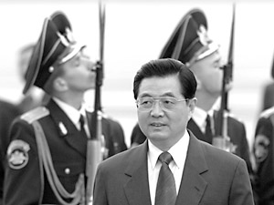Глава КНР Ху Цзиньтао прибыл в Москву с официальным визитом