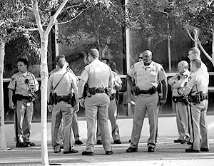 В ближайшее время полиция Лас-Вегаса намерена допросить 6 человек по этому делу