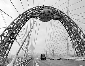 В Москве построили мост-рекордсмен
