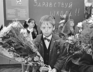 Родители первоклашек должны помнить, что ребенка по российскому законодательству в школу принять обязаны