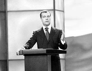 В свой первый кандидатский день Дмитрий Медведев высказался по весьма широкому кругу вопросов