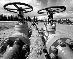 Украинская сторона настаивает, что ситуация с задолженностью возникла из-за участия в поставках газа посреднических фирм
