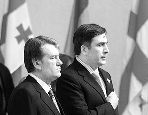 Виктор Ющенко и  Михаил Саакашвили надеются услышать положительный сигнал со стороны Альянса