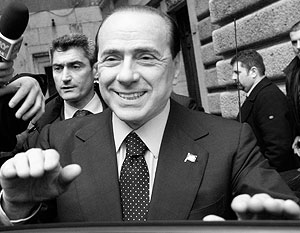 Сильвио Берлускони заявил, что если бы был холост, то с радостью женился бы на Карфанья