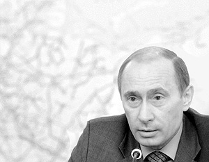 Владимир Путин считает, месторождения не осваиваются из-за отсутствия дорог