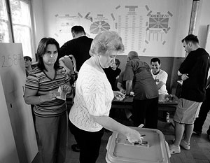 Наблюдатели поставили под сомнение досрочные парламентские выборы в Македонии