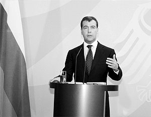 Дмитрий Медведев поднял вопрос об управлении транзитными трубопроводами, идущими по Европе