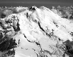 Одним из победителей стала высочайшая вершина Европы – гора Эльбрус