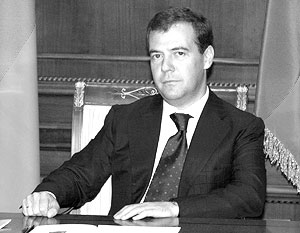 Медведев вступился за миротворцев