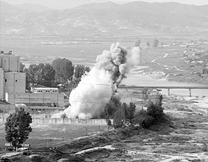 КНДР приступила к уничтожению реакторов в Йонбене
