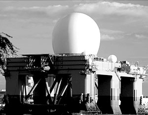 Радар предназначен для мониторинга воздушного пространства и наведения ракет-перехватчиков