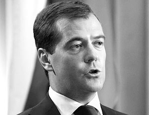 Дмитрий Медведев дал интервью сразу нескольким телевизионным каналам