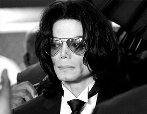 Майкл Джексон справляет юбилей